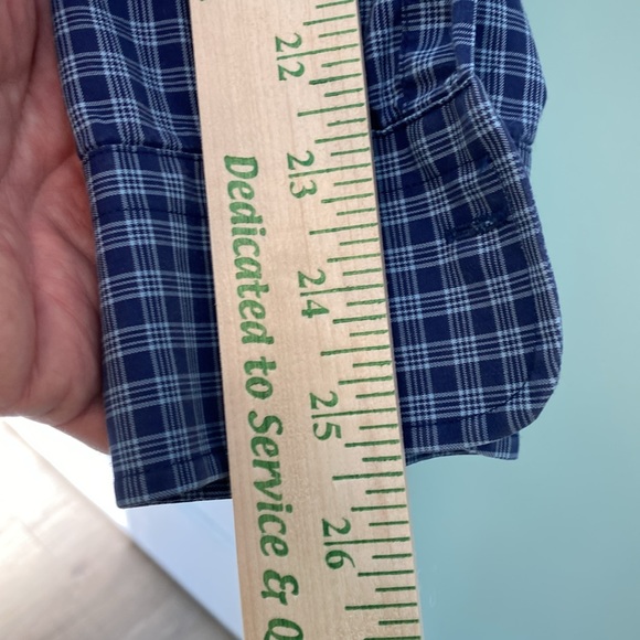 Peter Millar sport dress shirt. XL. EUC! - Picture 4 of 4